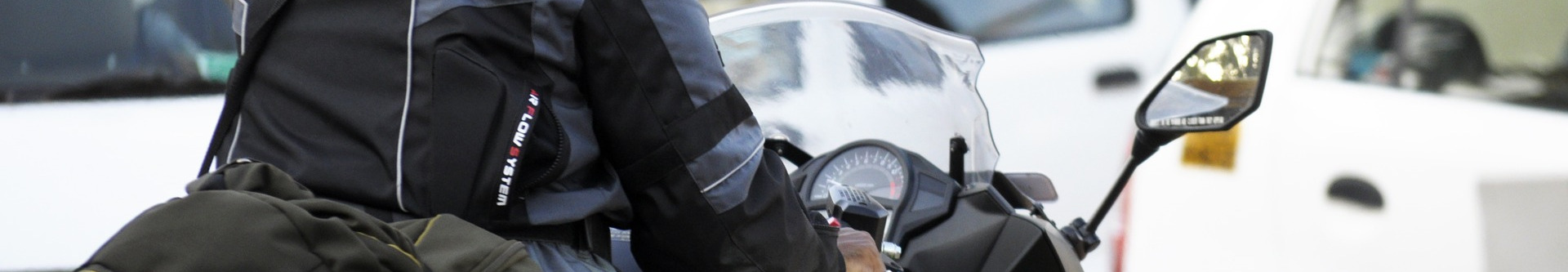 Cerrajero urgente 24h en moto